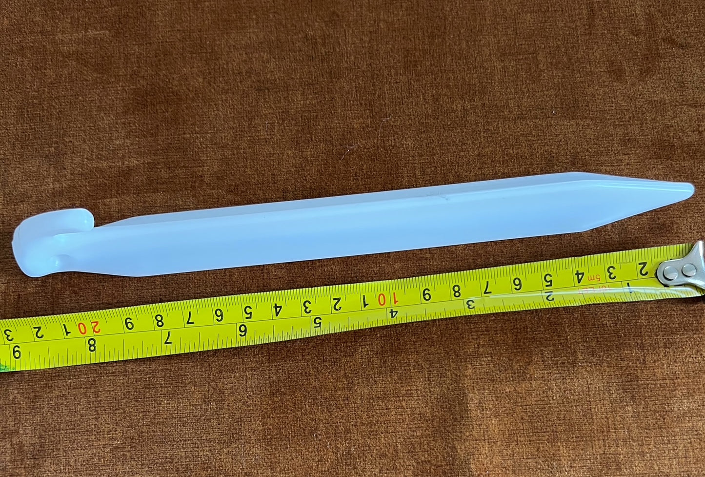 Plastic peg